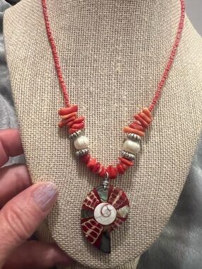 Shell, Freshwater Pearl, Coral, Abalone & Coconut Shell Necklace, excellent cond